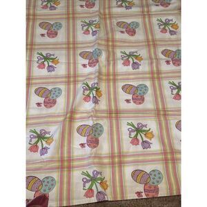 Nobility Easter Tablecloth 60 x 84 Inch Rectangle, Easter Eggs/Tulips Multicolor